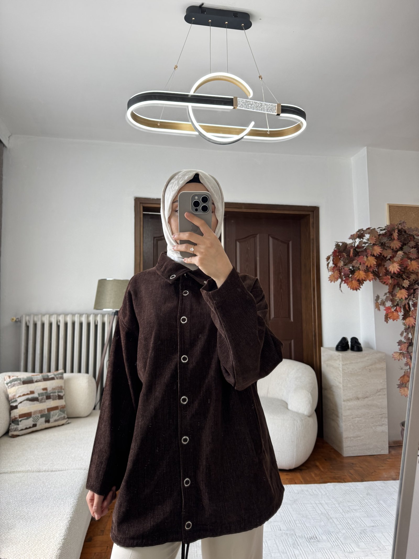 Kahverengi Kadife Dokulu Dik Yaka Çıtçıtlı Oversize Ceket